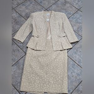 Emma James Cream Floral Skirt Set